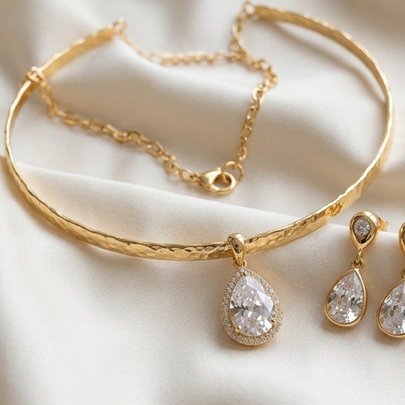 Floral Pearl Choker